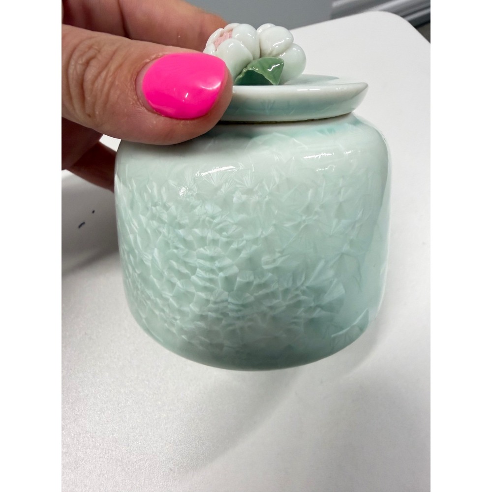 Vintage Crystalline Glaze Ceramic Tea Caddy Mint Green Floral Finial Small Jar - Picture 3 of 9